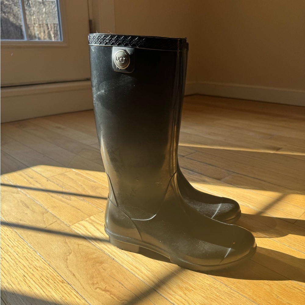 Ugg Tall Rain Boots🖤